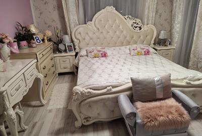 Casă individuală cu 9 camere cu Teren 700 Mp în Central - 1