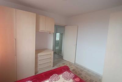 Apartament cu 2 camere decomandat în Astra
