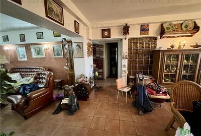 Apartament cu 4 camere semidecomandat în Central - 5