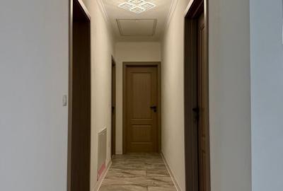 Casă cu 4 camere cu Teren 400 Mp în Central