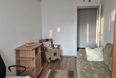 Apartament cu 3 camere decomandat în George Enescu - 4
