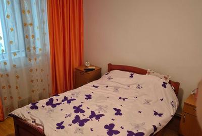 Apartament cu 4 camere decomandat în Central - 1