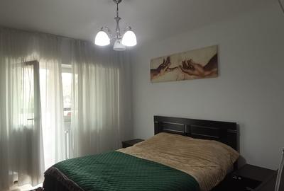 Apartament cu 2 camere decomandat în Calea București - 6