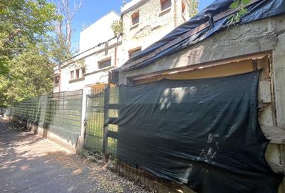 Casă individuală cu 6 camere cu Teren 232 Mp în Dorobanți - 2