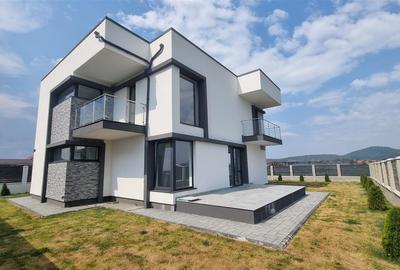 Casă individuală cu 4 camere cu Teren 510 Mp în Sânpetru - 1