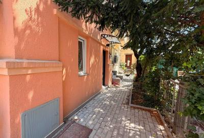 Apartament cu 2 camere semidecomandat în Central - 1