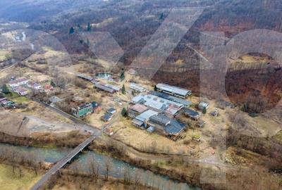 Spațiu industrial, de 5,000 mp, în Bucea - 11