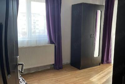 Garsonieră decomandată în Central