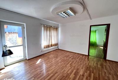 Casă cu 4 camere cu Canalizare în Vitan - 14