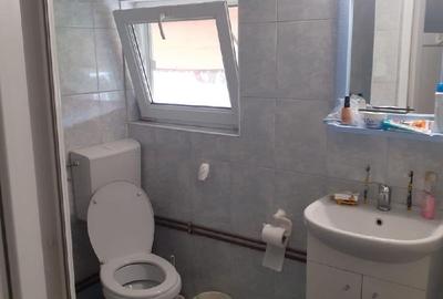 Casă cu 6 camere cu Teren 400 Mp în Călimănești