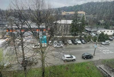 Apartament cu 2 camere semidecomandat în Central - 1