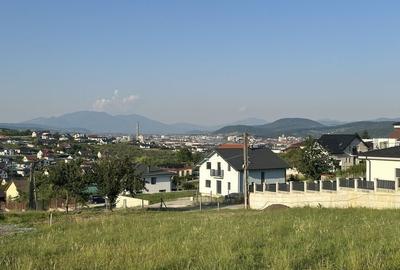 Teren de 4000 mp, în Sigmir - 7