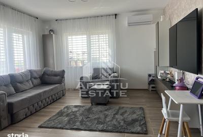 Apartament cu 3 camere semidecomandat în Ghiroda - 10