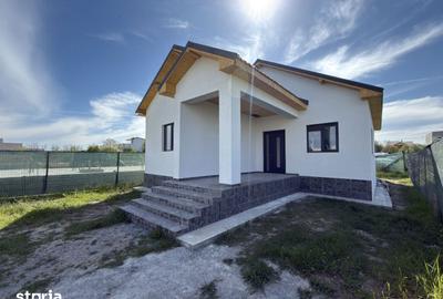 Casă cu 5 camere cu Teren 425 Mp în Lumina - 6
