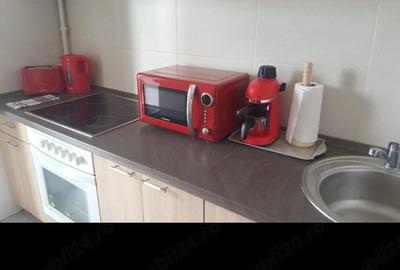 Apartament cu 2 camere decomandat în Spitalul Județean