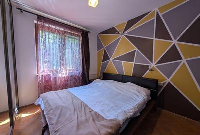 Apartament cu 3 camere semidecomandat, mobilat în P-ța Romană - 3