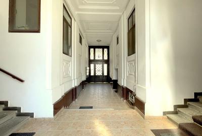Apartament cu 3 camere semidecomandat, mobilat în Central - 23