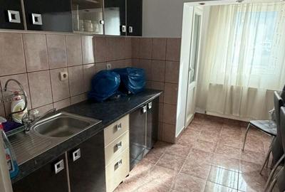 Apartament cu 2 camere decomandat în Central - 3