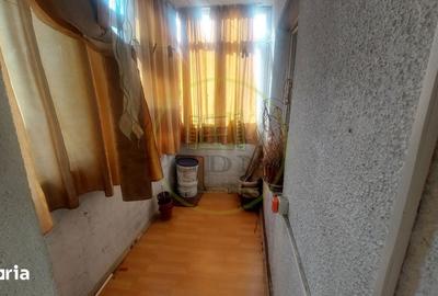 Apartament cu 2 camere decomandat în Rovine - 4