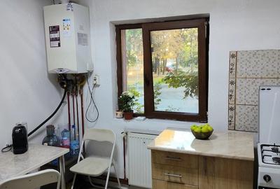Apartament cu 3 camere decomandat în Fabric