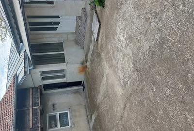 Casă în Baba Ana - 2