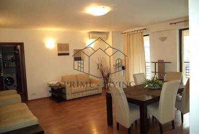 Apartament cu 3 camere semidecomandat, mobilat în Ștefan cel Mare