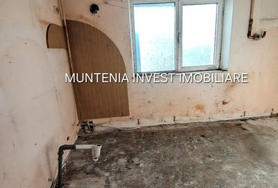 Garsonieră decomandată în Central - 4