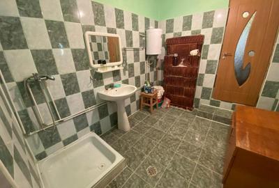 Casă cu 6 camere cu Teren 1300 Mp în Seciu - 13