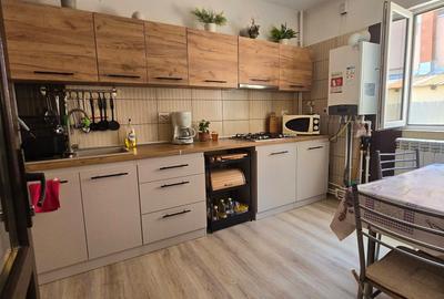 Casă individuală cu 4 camere cu Teren 250 Mp în Central - 17