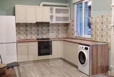 Casă cu Teren 824 Mp în Bălcescu - 1