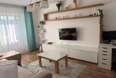 Apartament cu 3 camere decomandat în 13 Septembrie