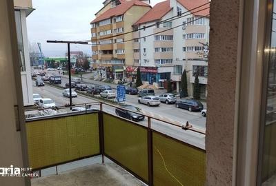Apartament cu 2 camere decomandat în Tolstoi