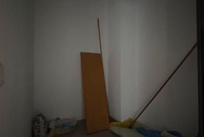 Apartament cu 4 camere în Central - 1