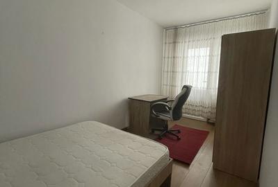 Apartament cu 3 camere decomandat în 1 Mai - 4