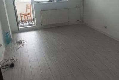 Apartament cu 3 camere decomandat în Pantelimon - 1