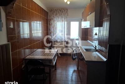 Apartament cu 2 camere semidecomandat în Micro 6 - 14