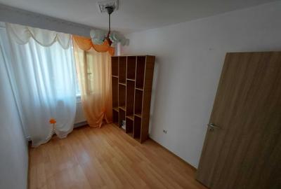Apartament cu 3 camere decomandat în Central - 3