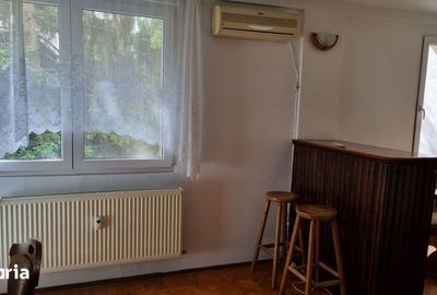 Apartament cu 2 camere decomandat în Titan - 15