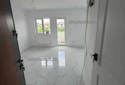 Apartament cu 4 camere decomandat în Central - 3