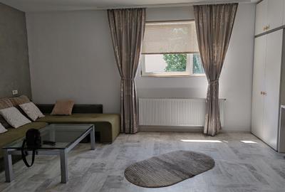 Apartament cu 2 camere decomandat în Central - 1