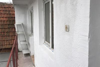 Casă cu 6 camere cu Teren 100 Mp în Caransebeș