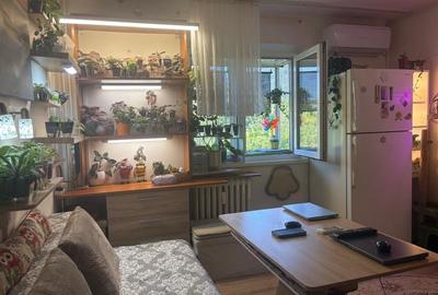 Apartament cu 3 camere semidecomandat, mobilat în Brâncoveanu