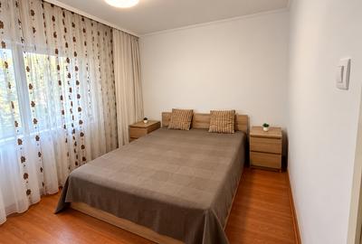 Apartament cu 2 camere semidecomandat în Victoriei