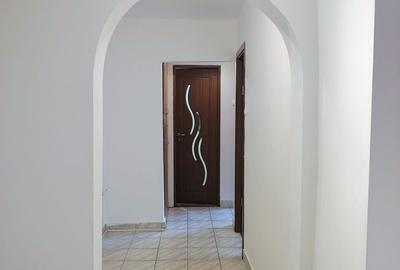 Apartament cu 2 camere decomandat în Decebal