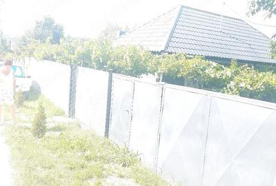Casă cu 3 camere cu Teren 400 Mp în Exterior Vest