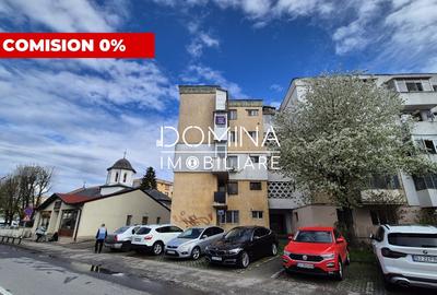 Apartament cu 3 camere semidecomandat, mobilat în Nicolae Titulescu