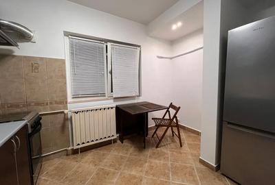 Garsonieră decomandată în Brâncoveanu