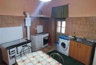 Apartament cu 3 camere semidecomandat în Central - 4