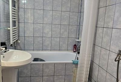 Apartament cu 3 camere decomandat în Hipodrom 4 - 12