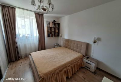 Apartament cu 2 camere decomandat în Între Lacuri - 3